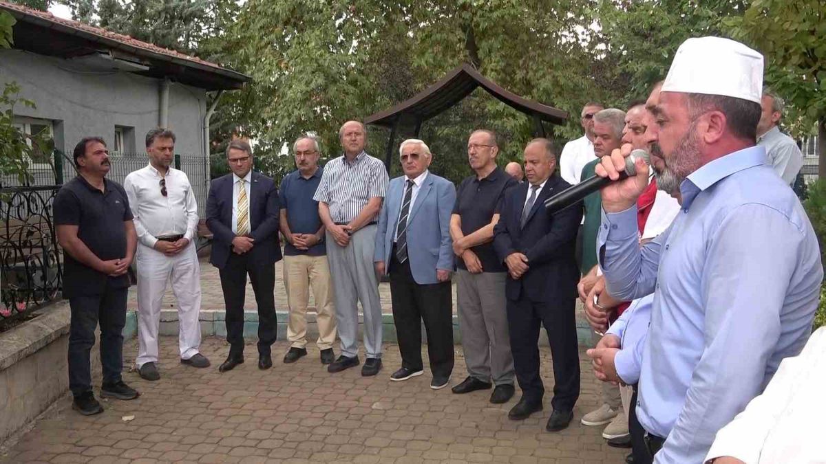 Bursa’da Molla Arap Hazretleri vefatının 495’inci yılında anıldı