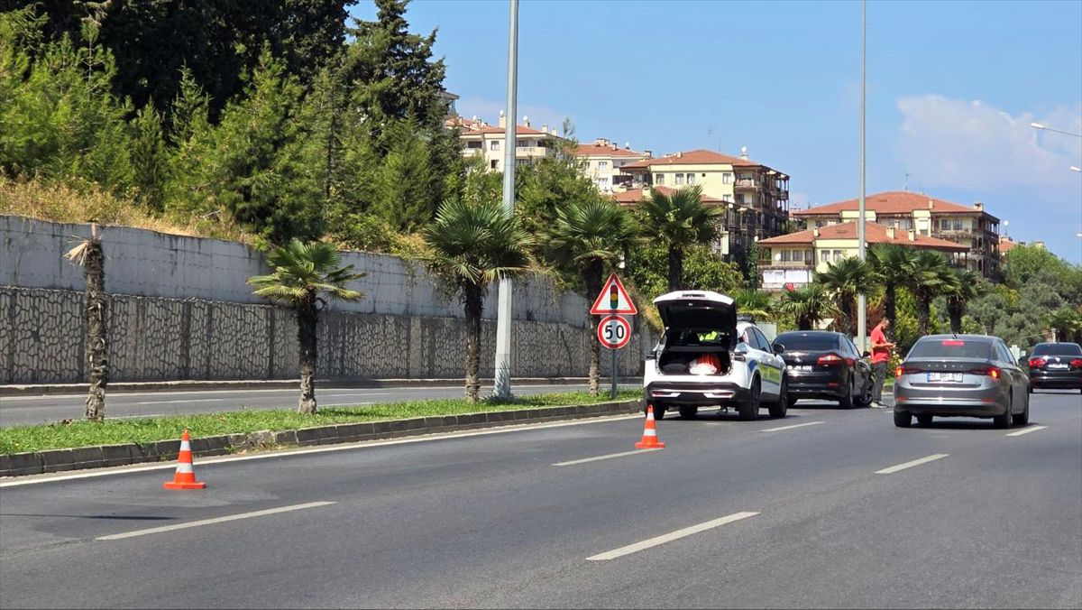 Mudanya'da yayaya çarpan otomobil can aldı