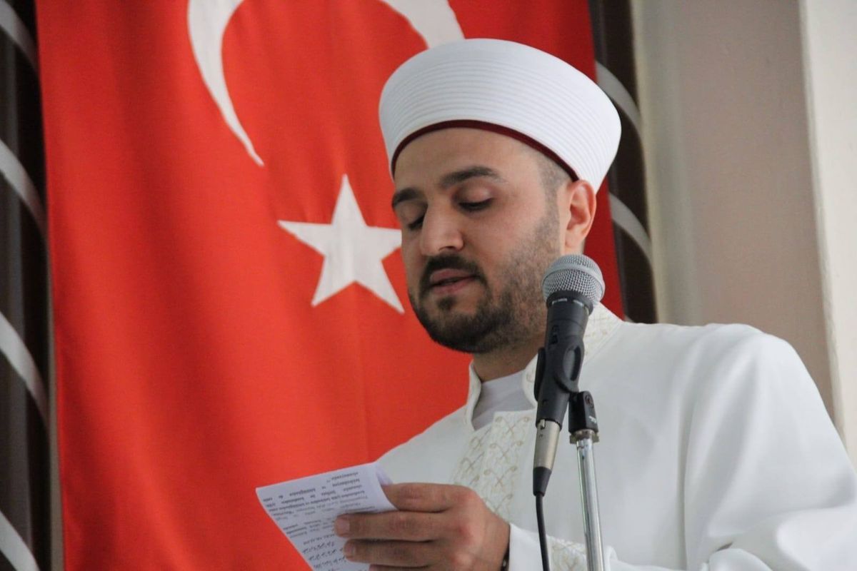 Muğla'daki Camilerde Cuma Hutbesinde Vatan Sevgisi ve Zaferlerin Önemi Vurgulandı