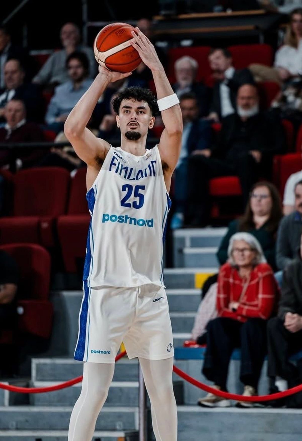 Denizli Basket'ten Finlandiyalı Uzun Transferi: Mustapha Amzil