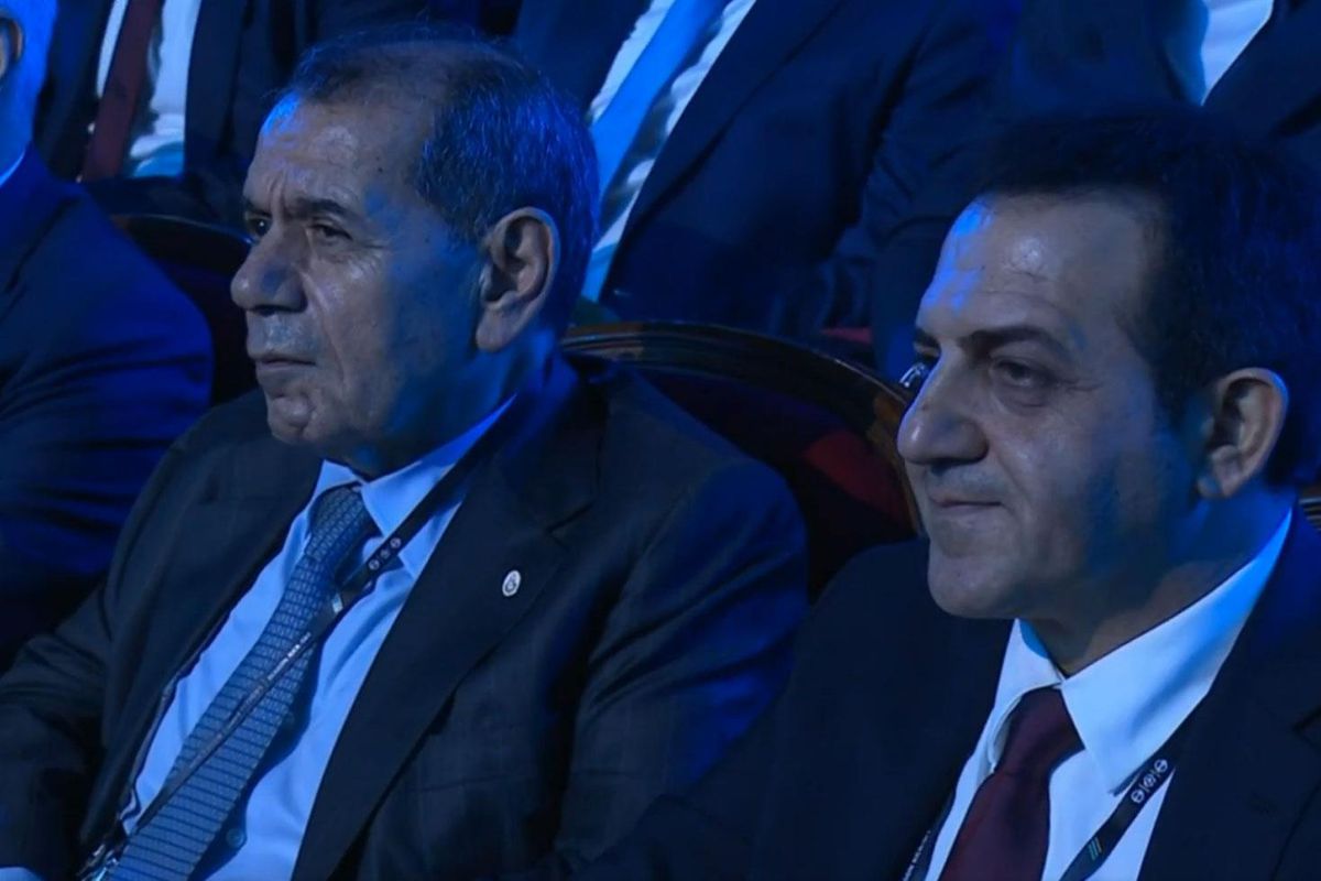 Dursun Özbek ve Abdullah Kavukcu'nun o halini gören taraftarlar delirdi