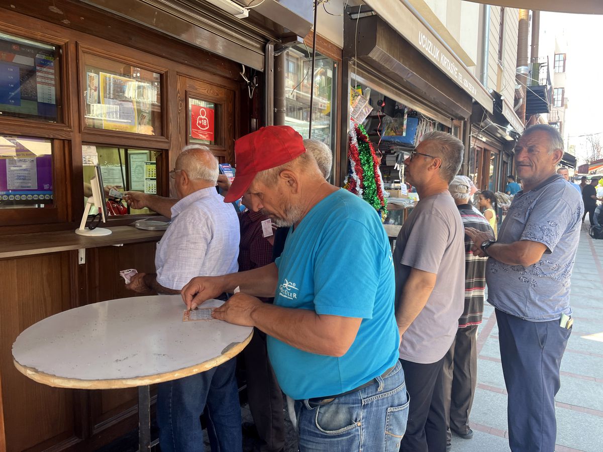 Edirne'de 100 Liralık Kazı Kazana 8 Milyon TL Büyük İkramiye