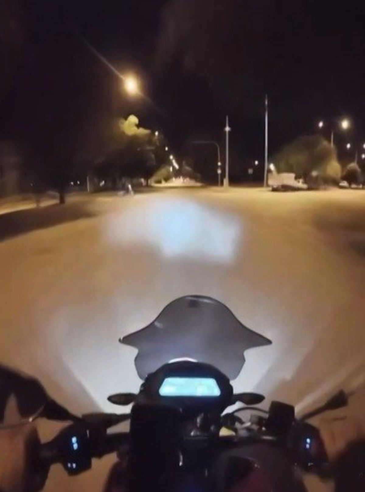 Erzincan'da motosikletler kafa kafaya çarpıştı: Kaza anı kask kamerasında