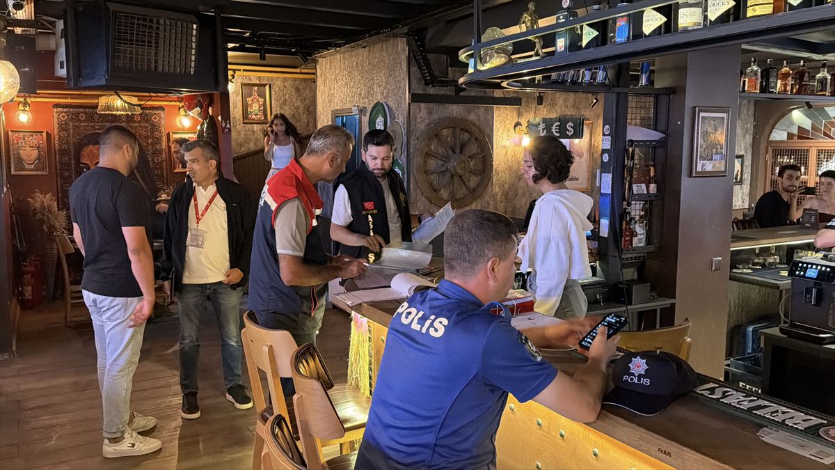 Eskişehir'de Kapsamlı Denetim: 1714 Kişi ve 151 Araç Kontrol Edildi