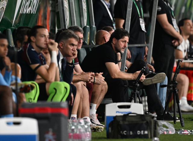 Fatih Tekke Resignation Decision