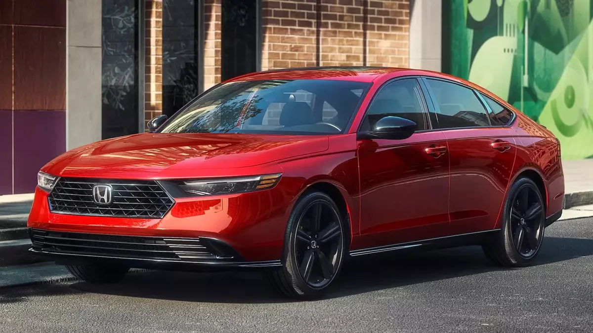 Honda'dan Accord'a hibrit dokunuş: Sanal manuel vites geliyor