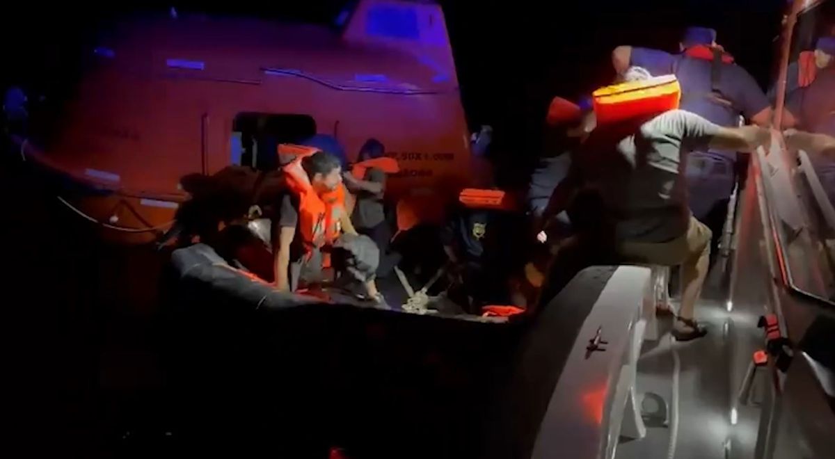 Kastamonu'da batan gemi mürettebatı kurtarıldı