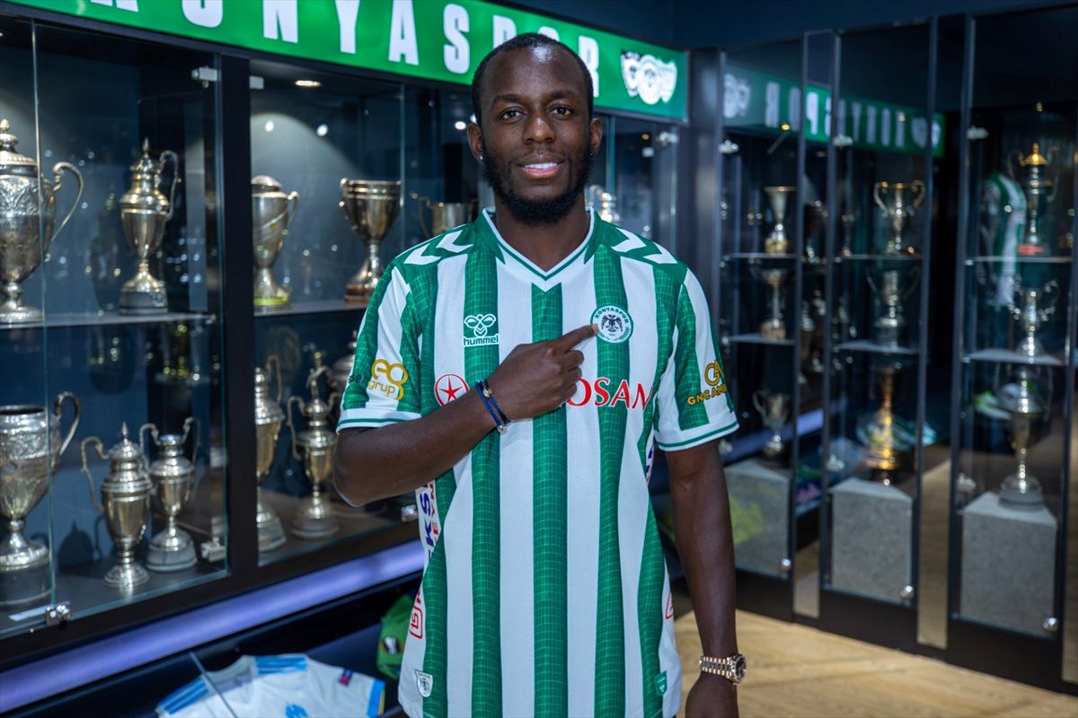 Konyaspor, Dompe'yi kadrosuna kattı