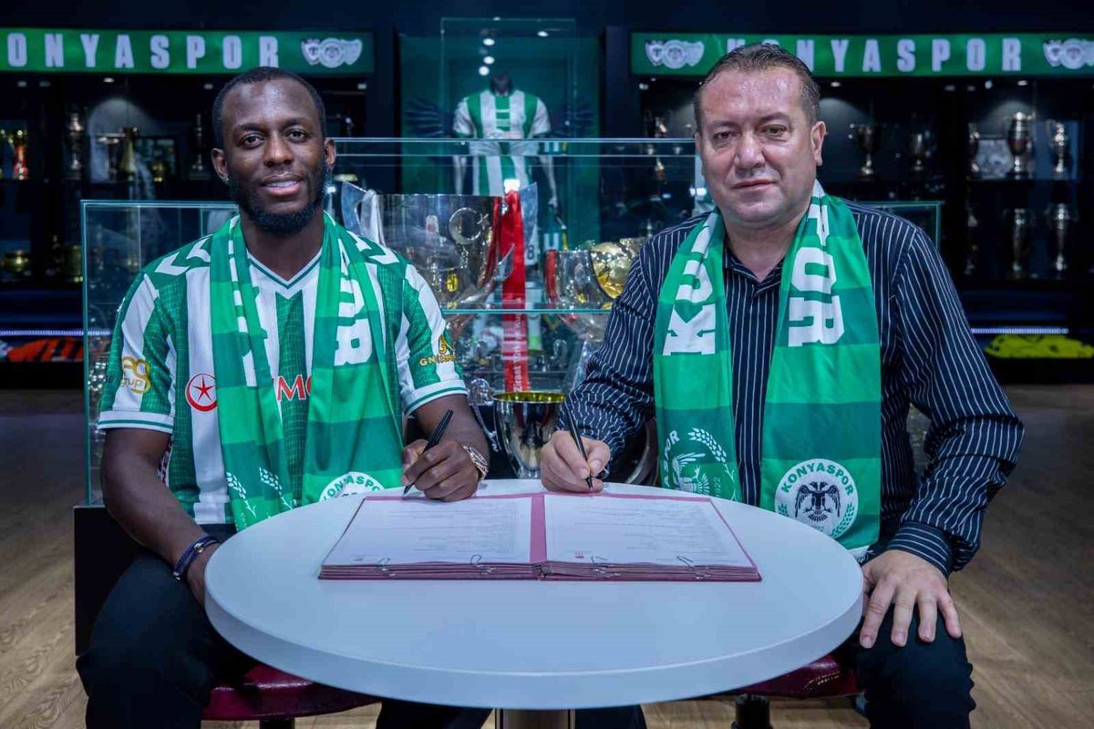 Konyaspor, Jean-Luc Dompe ile 2 Yıllık Sözleşme İmzaladı