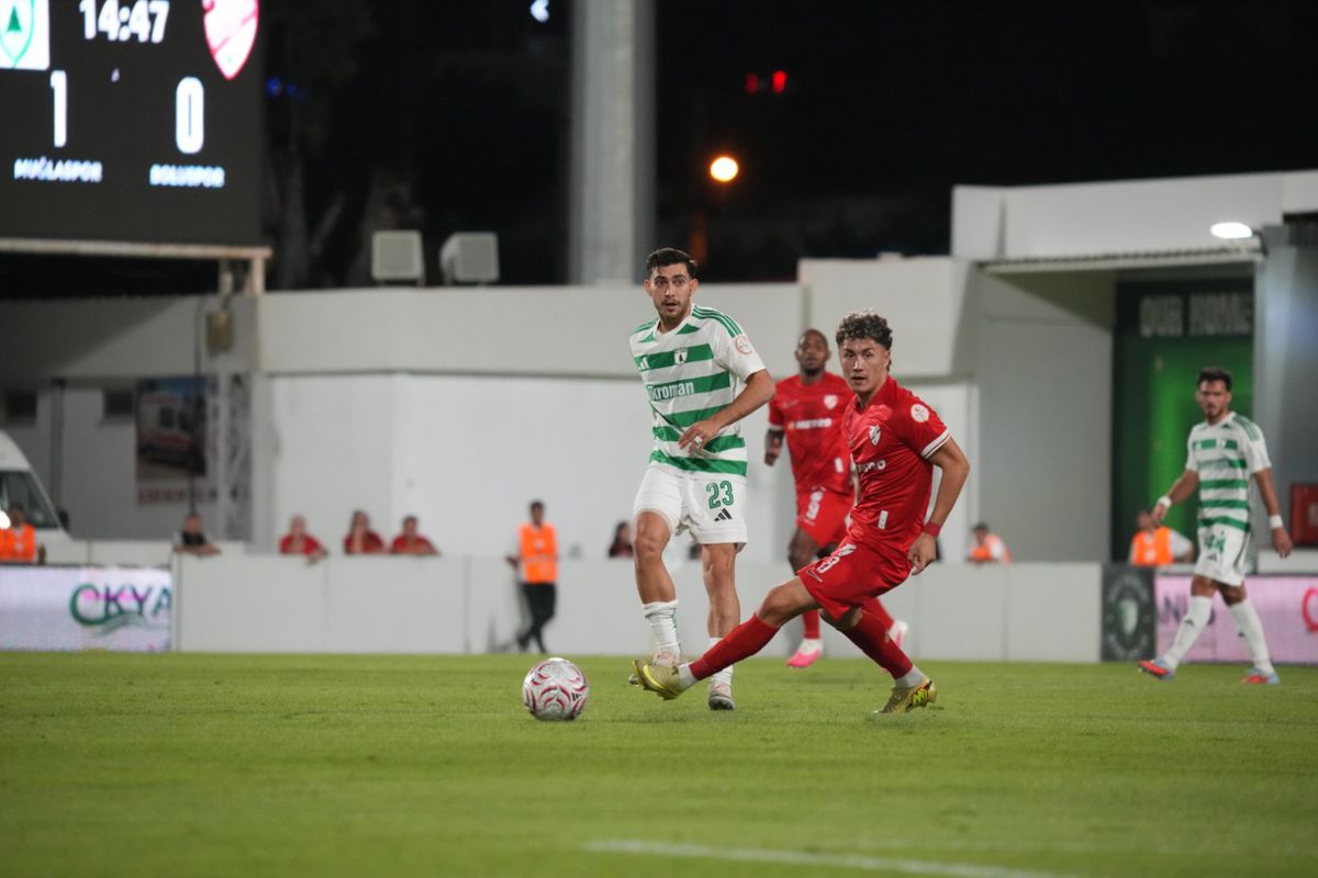 Muğlaspor evinde Boluspor'u 2-0 yenerek ilk galibiyetini aldı