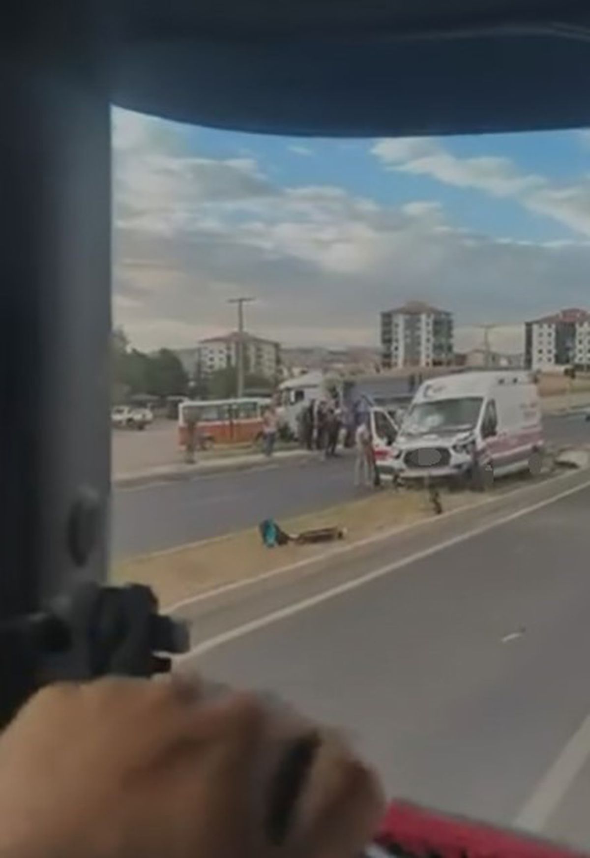 Polatlı'da Ambulans-Otomobil Çarpıştı: 5 Yaralı