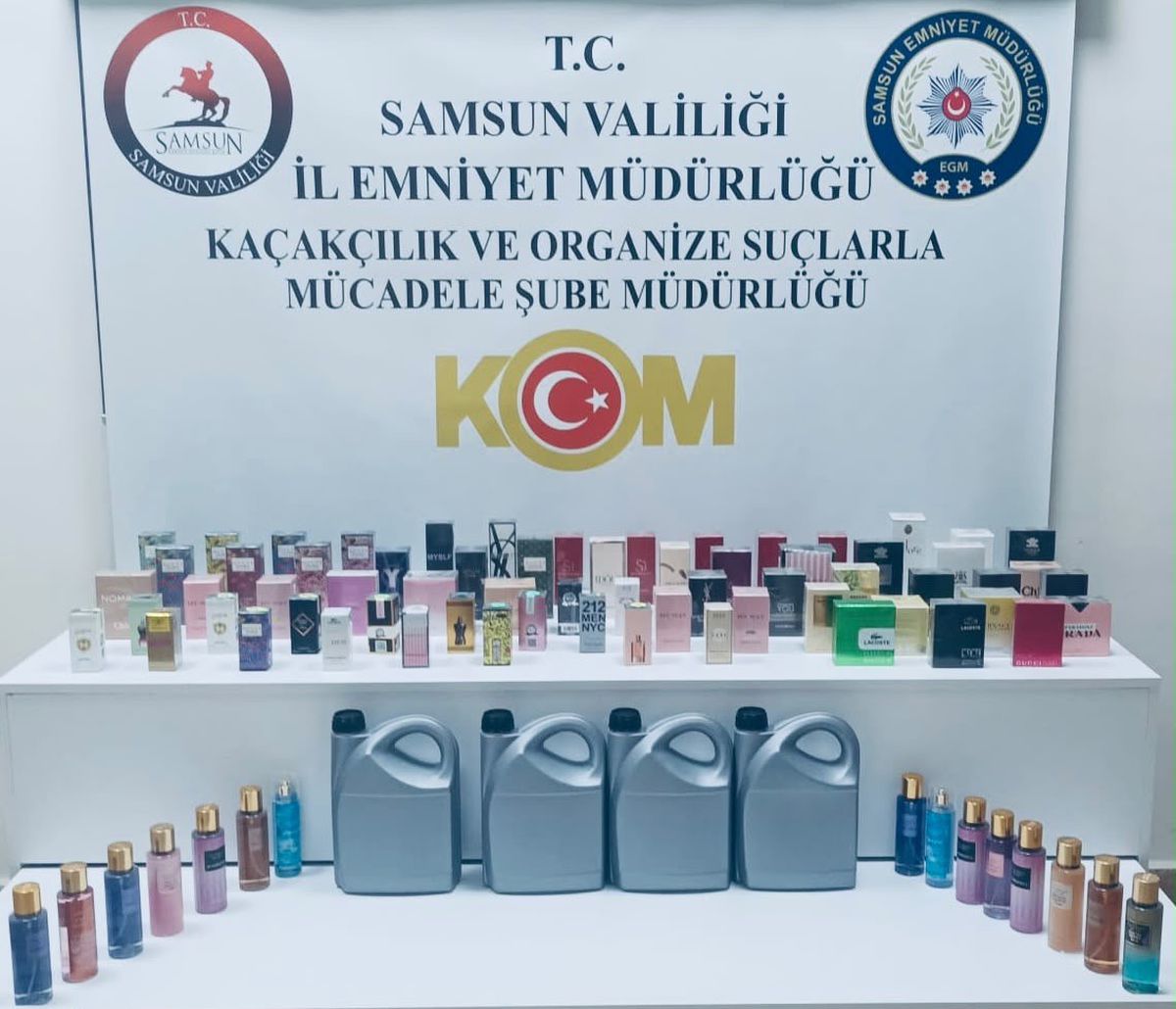 Samsun'da Kaçakçılık Operasyonu: 80 Parfüm ve 20 Litre Etil Alkol Ele Geçirildi
