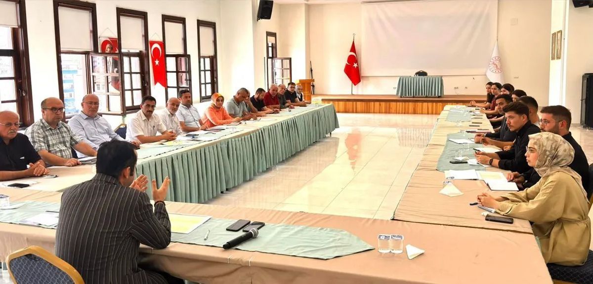 Boyabat'ta 154 yetim ve öksüz öğrenciye 10 ay eğitim desteği