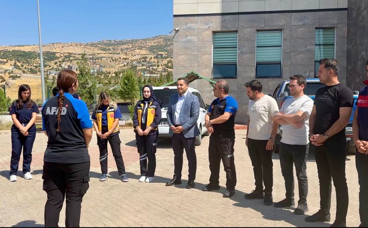 Şırnak 112 Personeline Deprem Eğitimi ve Uygulamalı Tahliye Tatbikatı