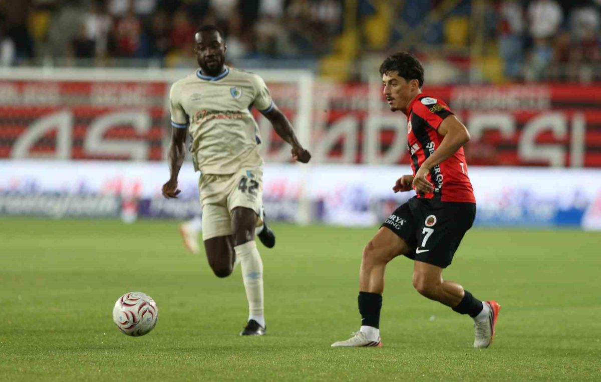 Gençlerbirliği ile Erzurumspor ilk yarıda golsüz berabere