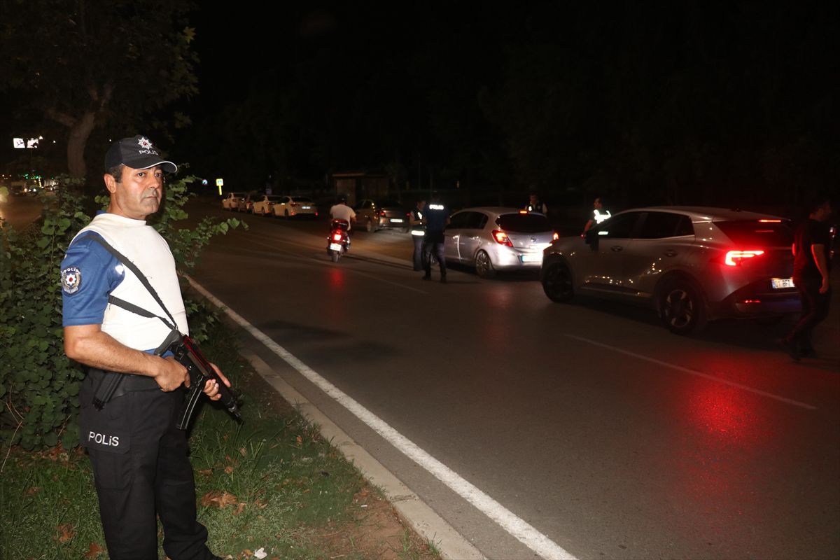 Adana'da dev denetim: 35 aranan şüpheli yakalandı