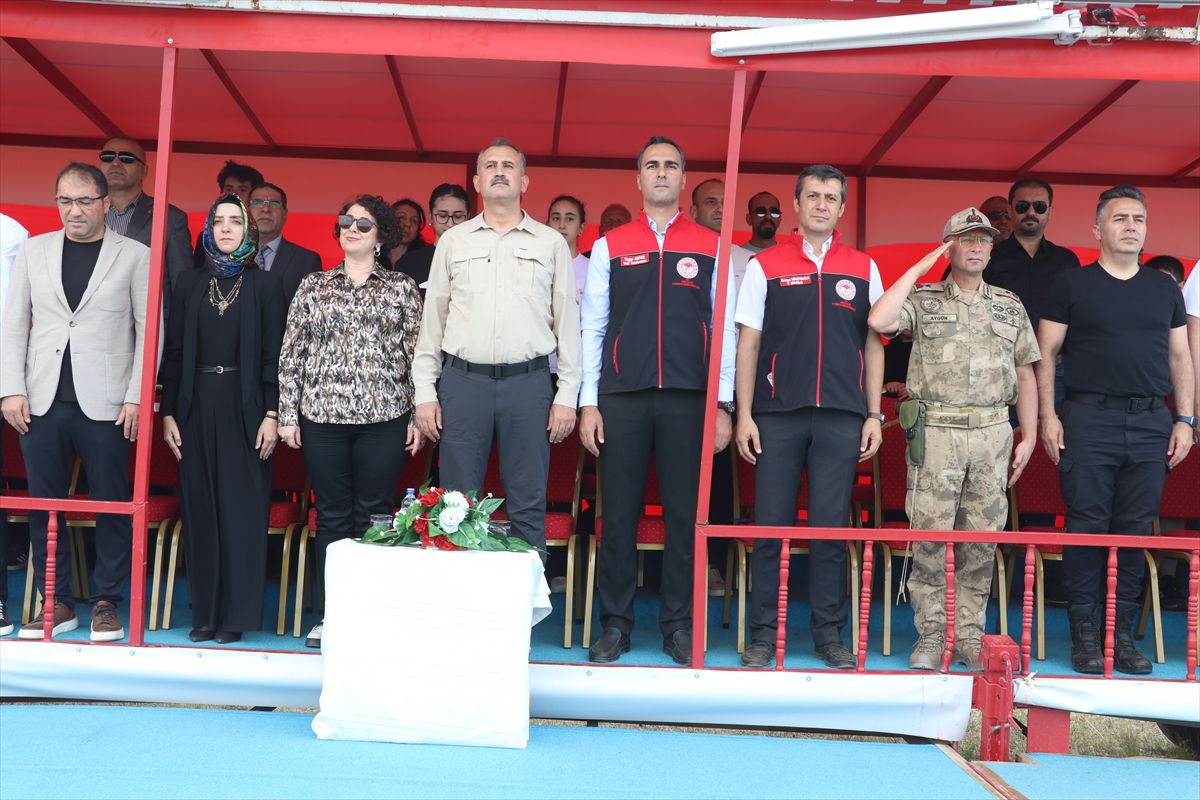 Ağrı'da Mahalli At Yarışları Coşkusu
