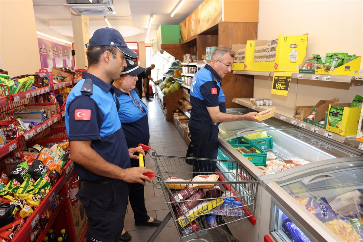 Mersin'de zincir marketlere fiyat ve hijyen denetimi