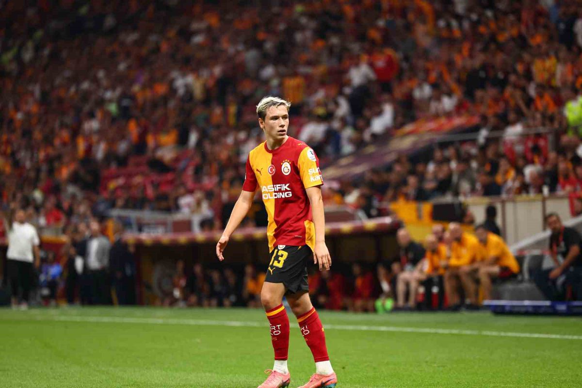Batrakov'dan Galatasaray'da ilk resmi maç