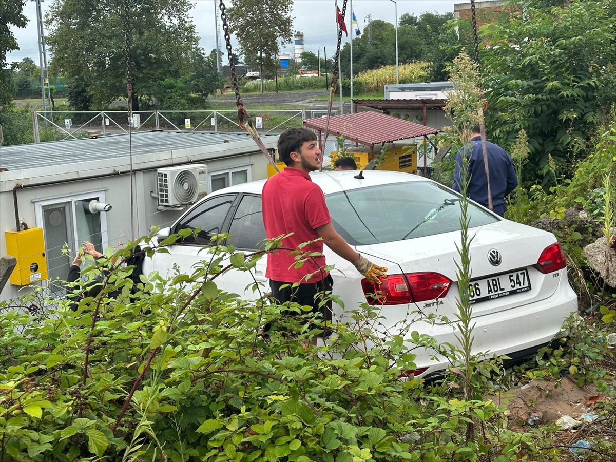 Suluova'da Zincirleme Kaza: 11 Yaralı