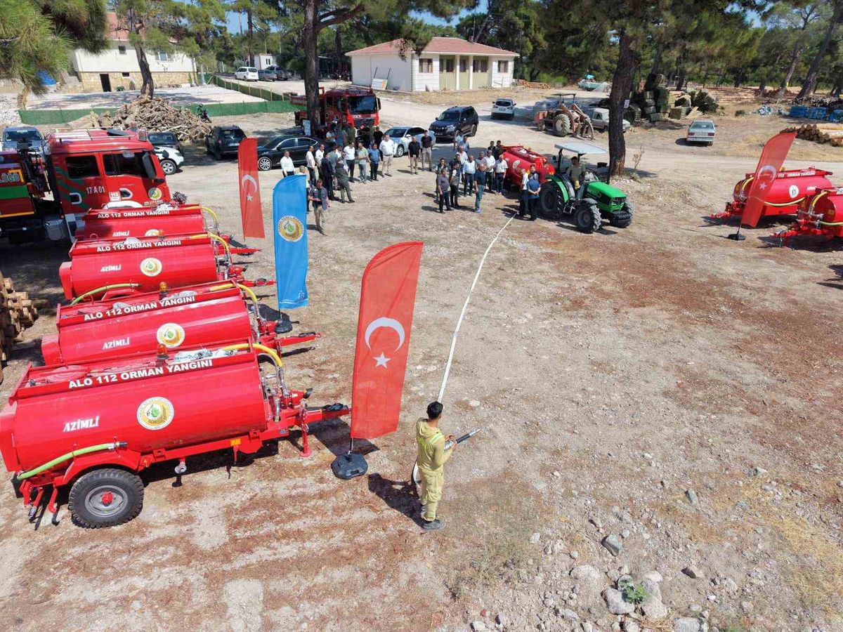 Ayvacık'ta 10 Köye Yangın Söndürme Tankeri