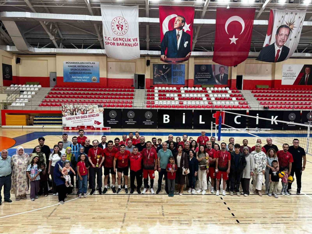 Bilecik'te Zafer Bayramı Voleybol Turnuvası Sona Erdi