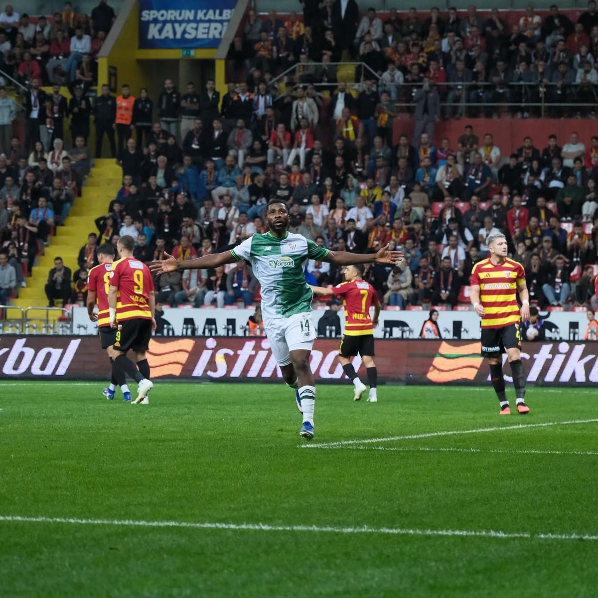Iheanacho fırtınası: 4 maçta 4 gol