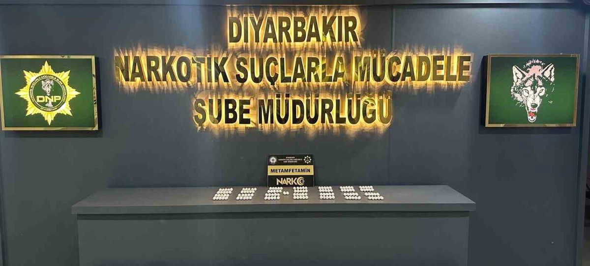 Diyarbakır'da uyuşturucu operasyonu: 3 tutuklu