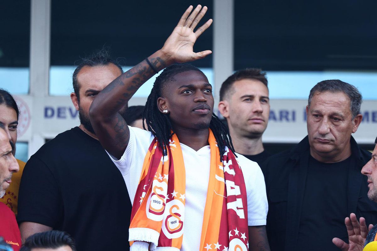 Dursun Özbek gözünü kararttı! Leao'nun ardından yeni bir çilek transferi