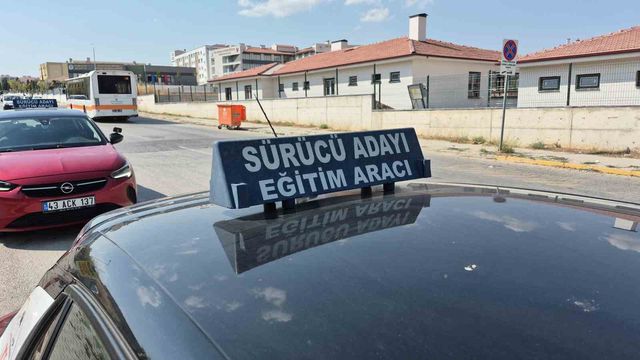 ehliyet sinavlarinda sabit parkur donemine so 3 20186948 o