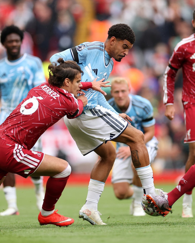 fenerbahcenin rakibi liverpool c8da0bf73b 4050 1 m