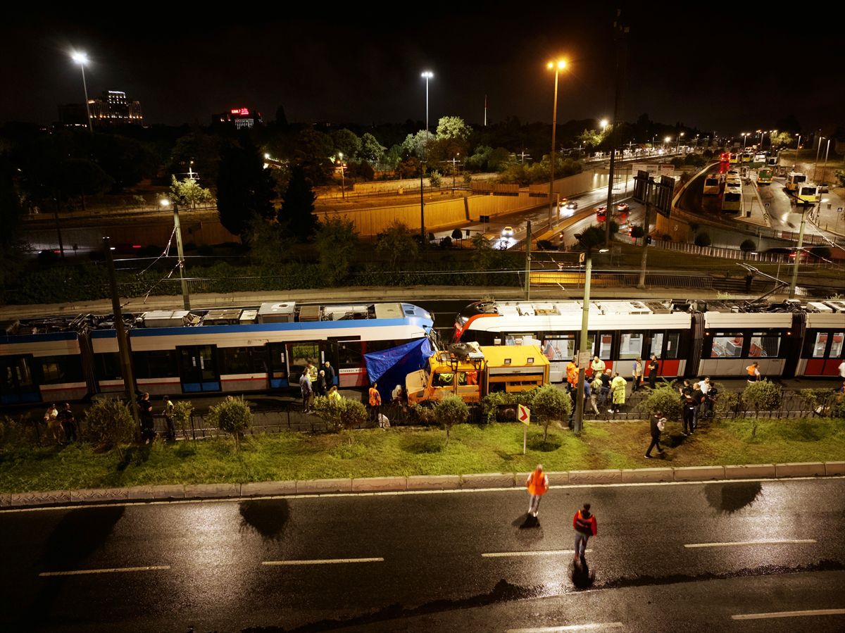 Zeytinburnu'nda Tramvay Kazası: 9 Yaralı