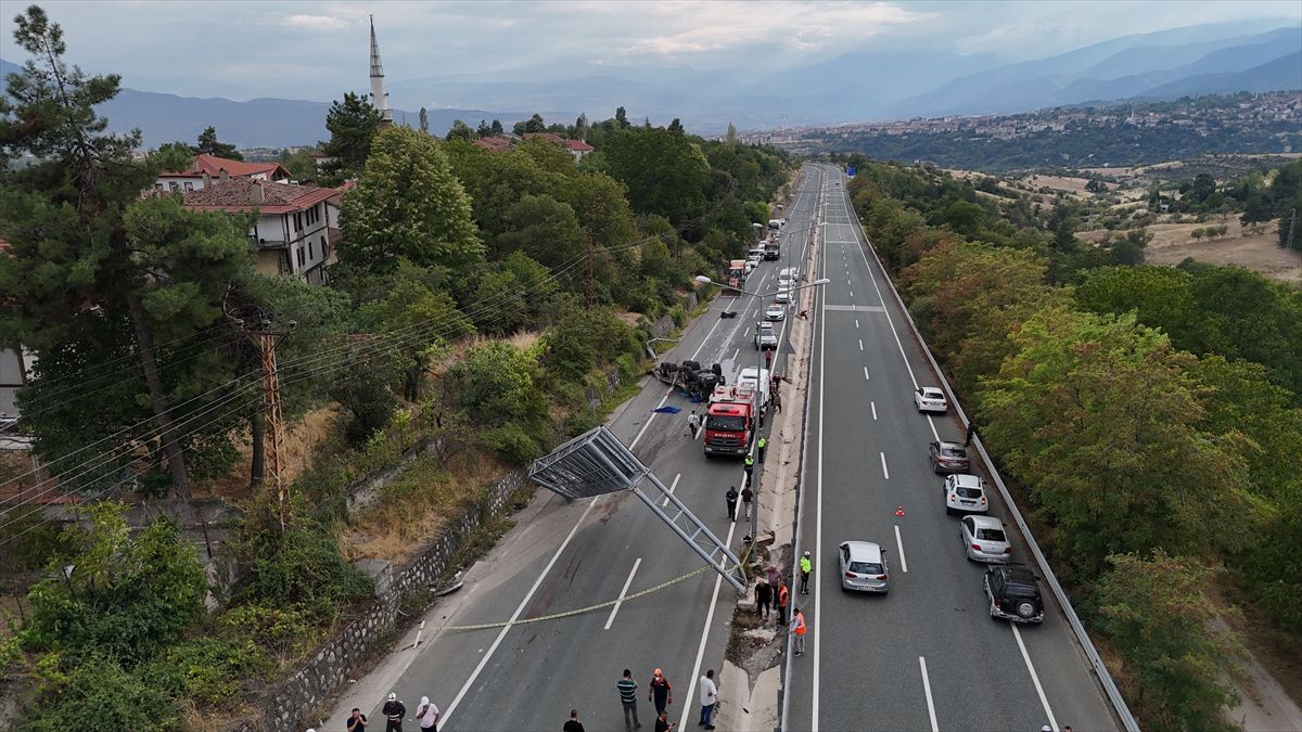 Karabük’te Feci Kaza: İki Sürücü Hayatını Kaybetti