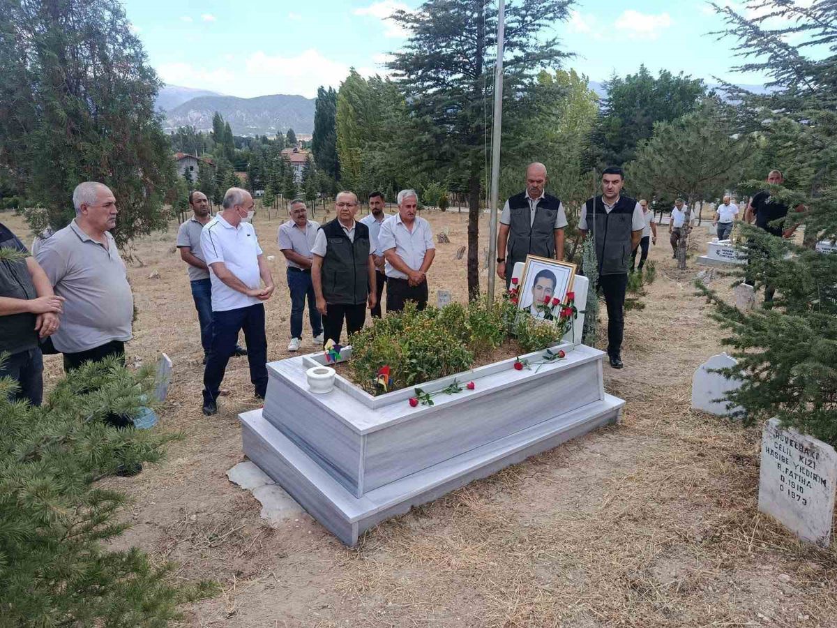 Şehit Orman Mühendisi Murat Yıldırım, Şehadetinin Yıl Dönümünde Dualarla Anıldı