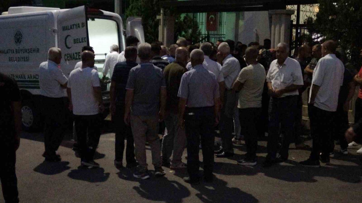 Malatya'da İş Adamı Evinde Ölü Bulundu