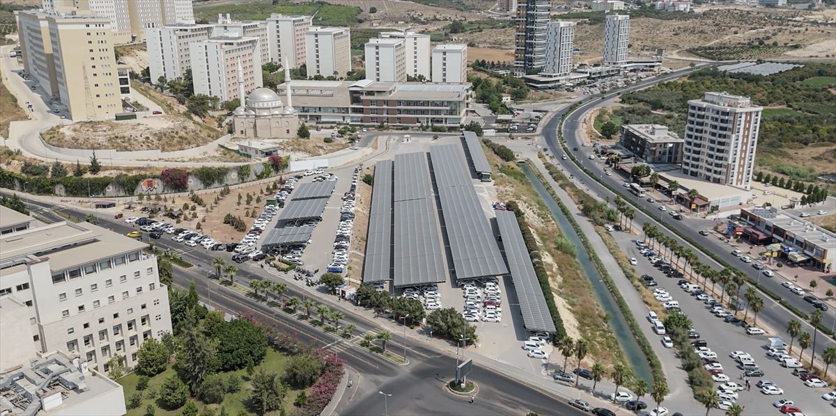 MEÜ güneş enerjisinde 8,5 milyon lira tasarruf sağladı