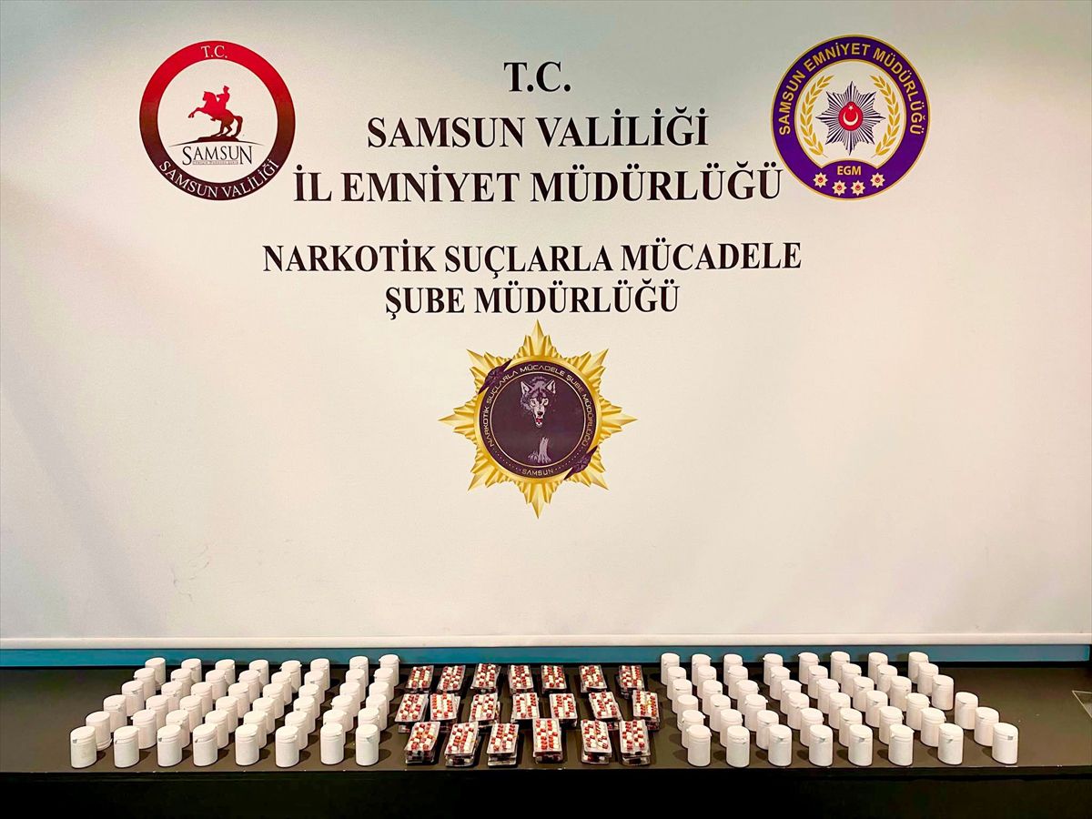 Samsun'da 11 Bin Uyuşturucu Hap Ele Geçirildi: 2 Gözaltı