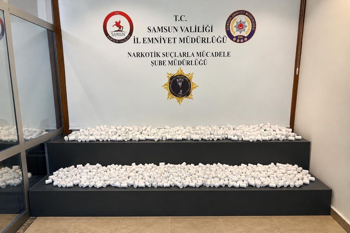 Samsun'da dev uyuşturucu operasyonu: 77 bin hap ele geçirildi