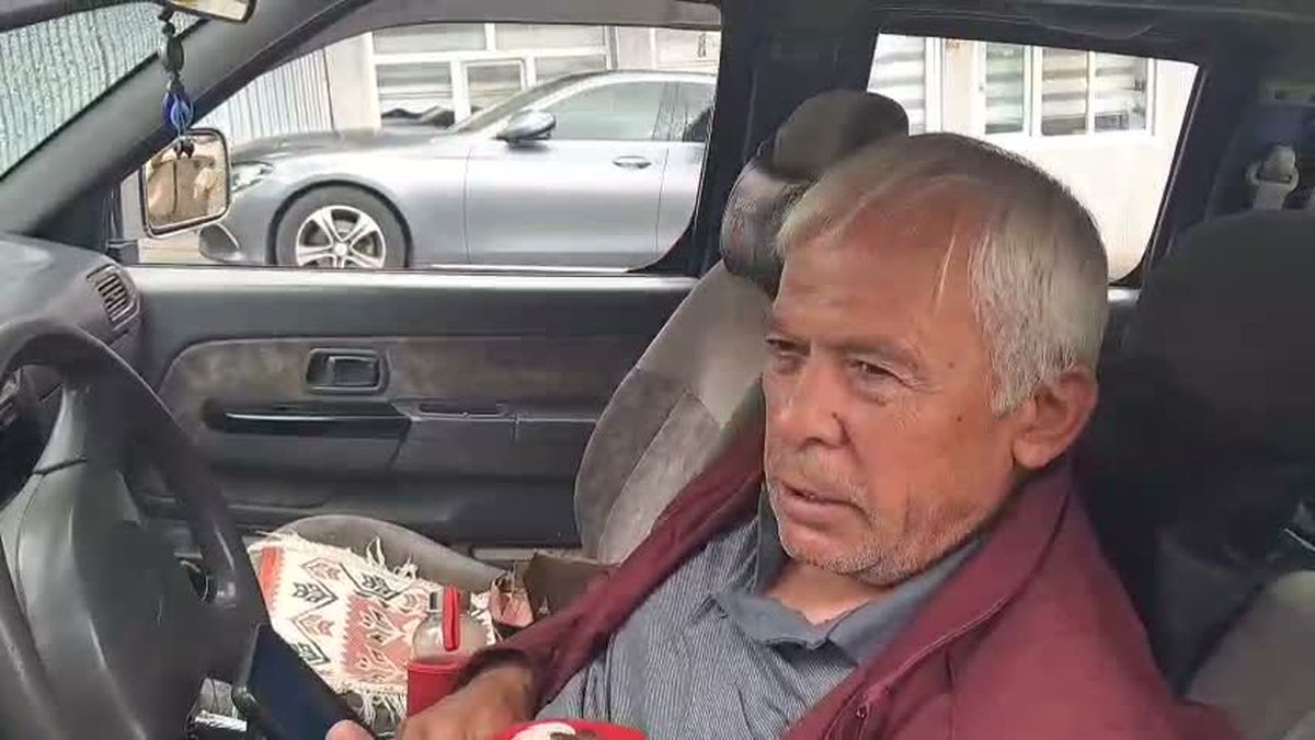 Şavşat’ta vatandaşlar pahalılıktan şikayetçi: “Hayat pahalı, emekli maaşı yetişmiyor”