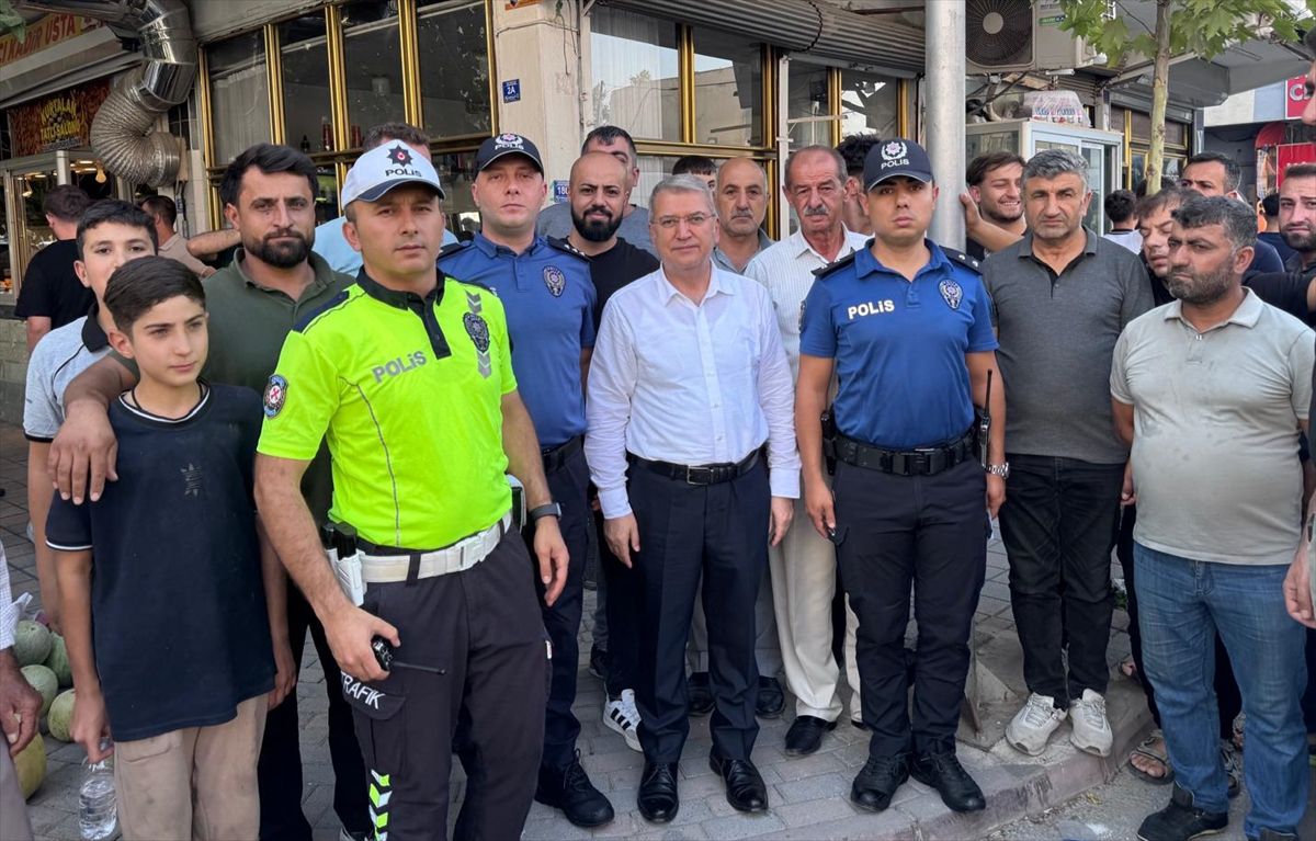 Siirt Emniyet Müdürü Kurtalan'da Esnafı Ziyaret Etti