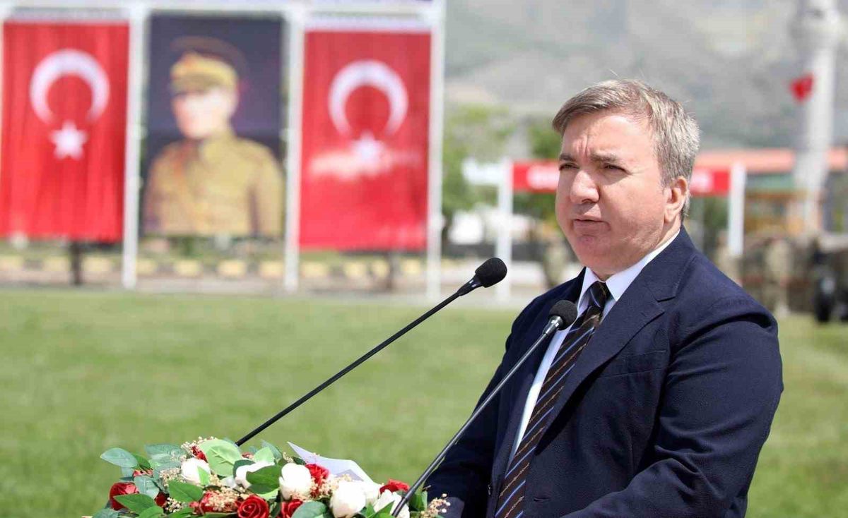 Erzincan Valisi Aydoğdu'dan 30 Ağustos Zafer Bayramı Mesajı