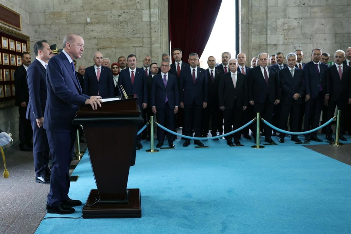 Cumhurbaşkanı Erdoğan ve devlet erkanı Anıtkabir'de! Atatürk'ün huzurunda Netanyahu'ya mesaj