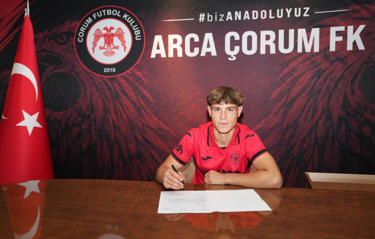 Çorum FK, Bosnalı Orta Saha Ermin Mahmic'i Transfer Etti