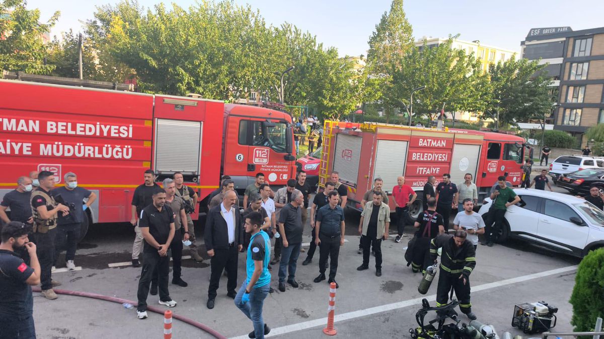 Batman'da spor salonunda yangın: 2 ölü, 1 ağır yaralı