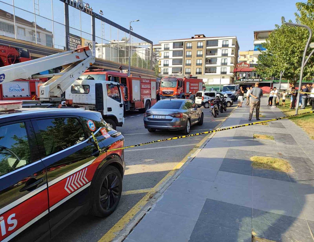 Batman'da Spor Salonunda Yangın: 2 Ölü, 9 Yaralı