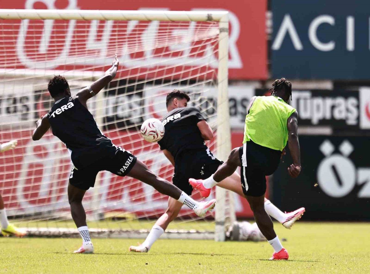 Beşiktaş, Çorum FK Maçının Hazırlıklarını Tamamladı