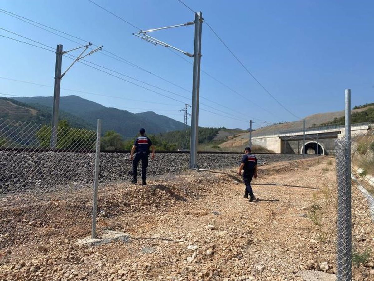Osmaneli'de YHT Hattında Güvenlik Kontrolü