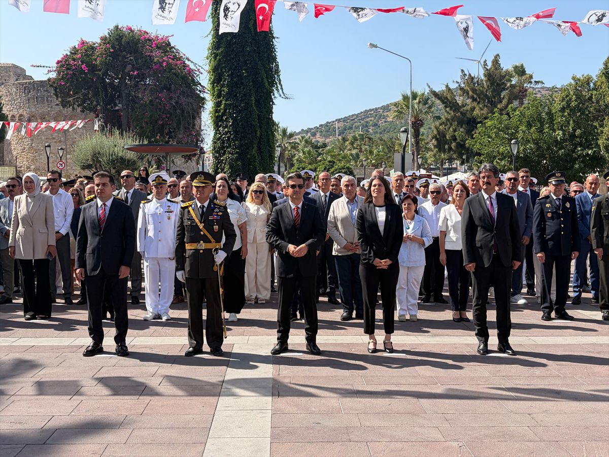 Çeşme'de 30 Ağustos Zafer Bayramı Töreni