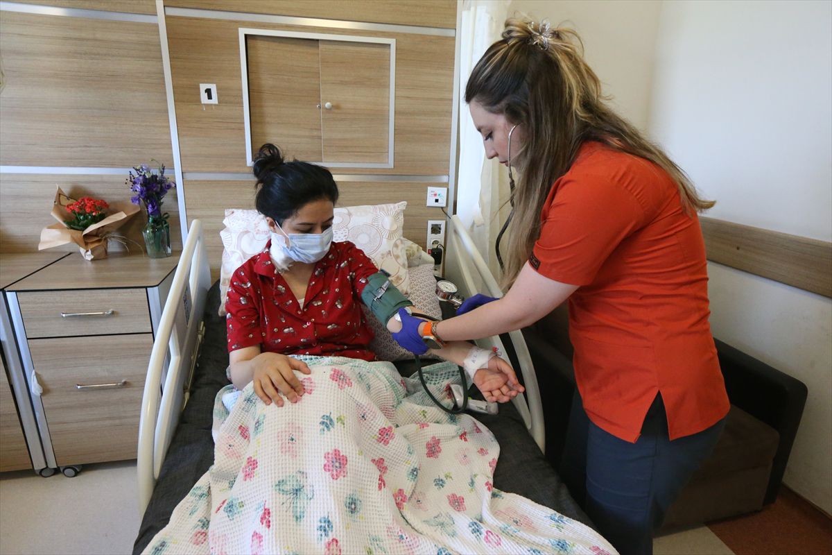 23 Yıllık Tümör Kabusu Kars'ta Son Buldu
