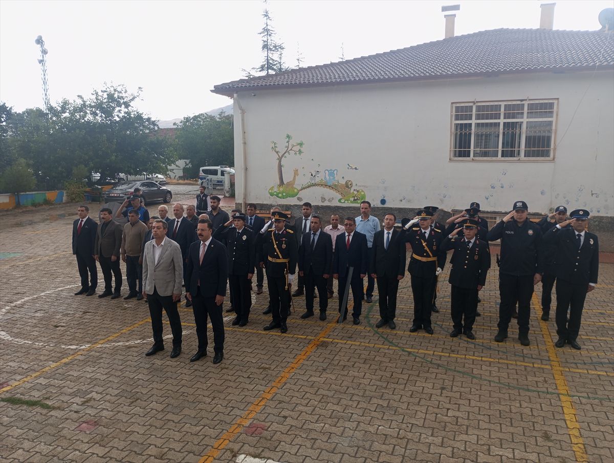 Elazığ Sivrice'de 30 Ağustos Zafer Bayramı kutlandı